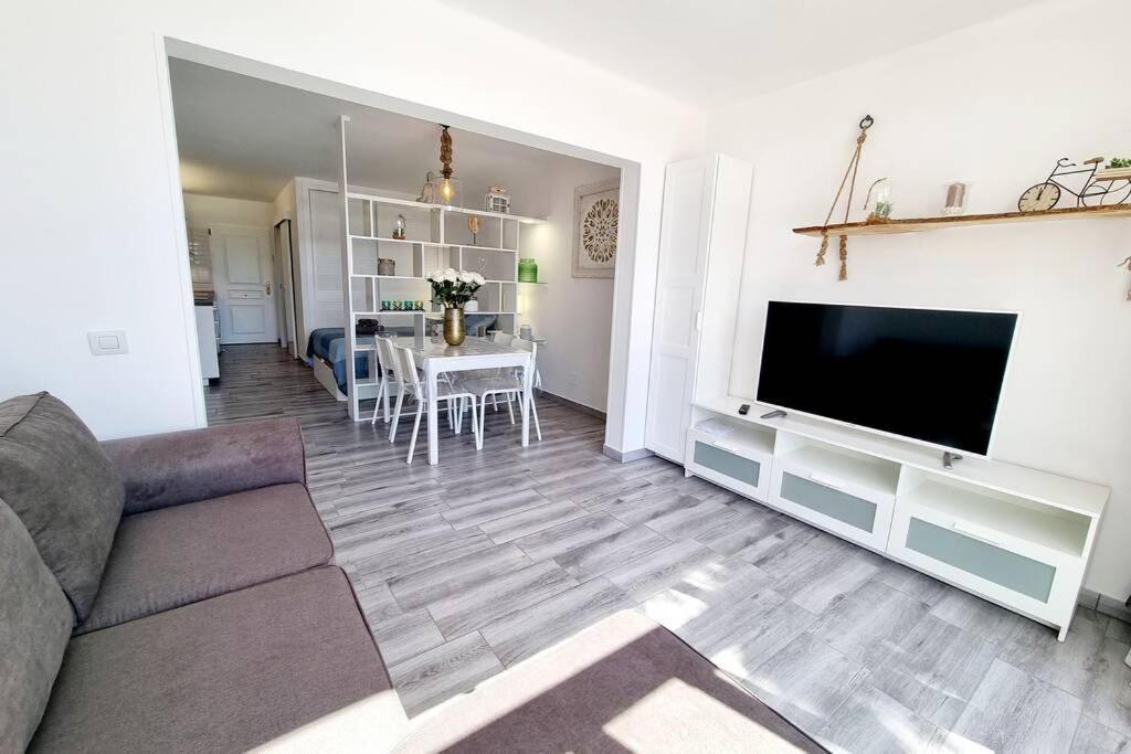 Apartamento Lina 25 Playa Roca Коста-Тегісе Екстер'єр фото